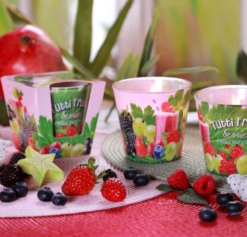 Vonná svíčka ve skle Tutti Frutti Berries 115 g | Bartek Candles
