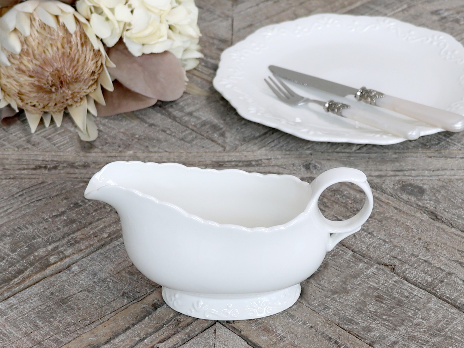 Porcelánový omáčník bílý Provence 410 ml