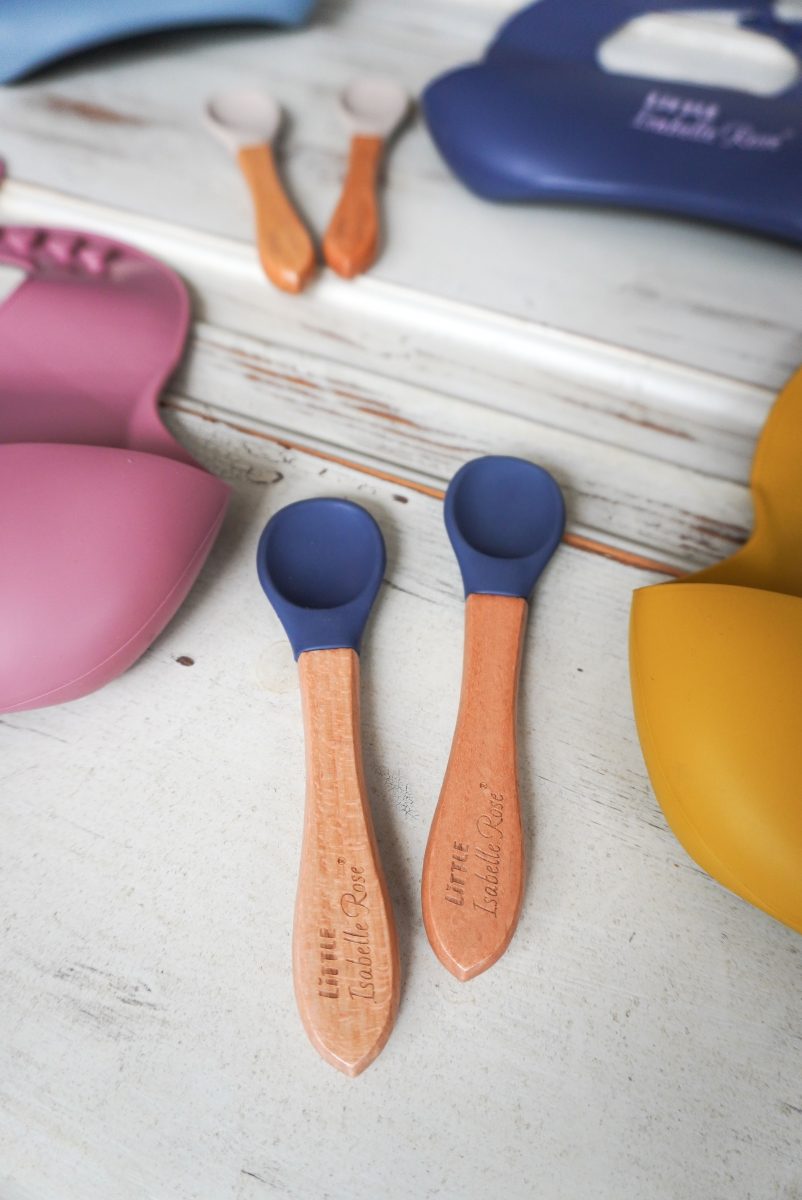 Silikonová lžička tmavě modrá s bambusovou rukojetí 14 cm 