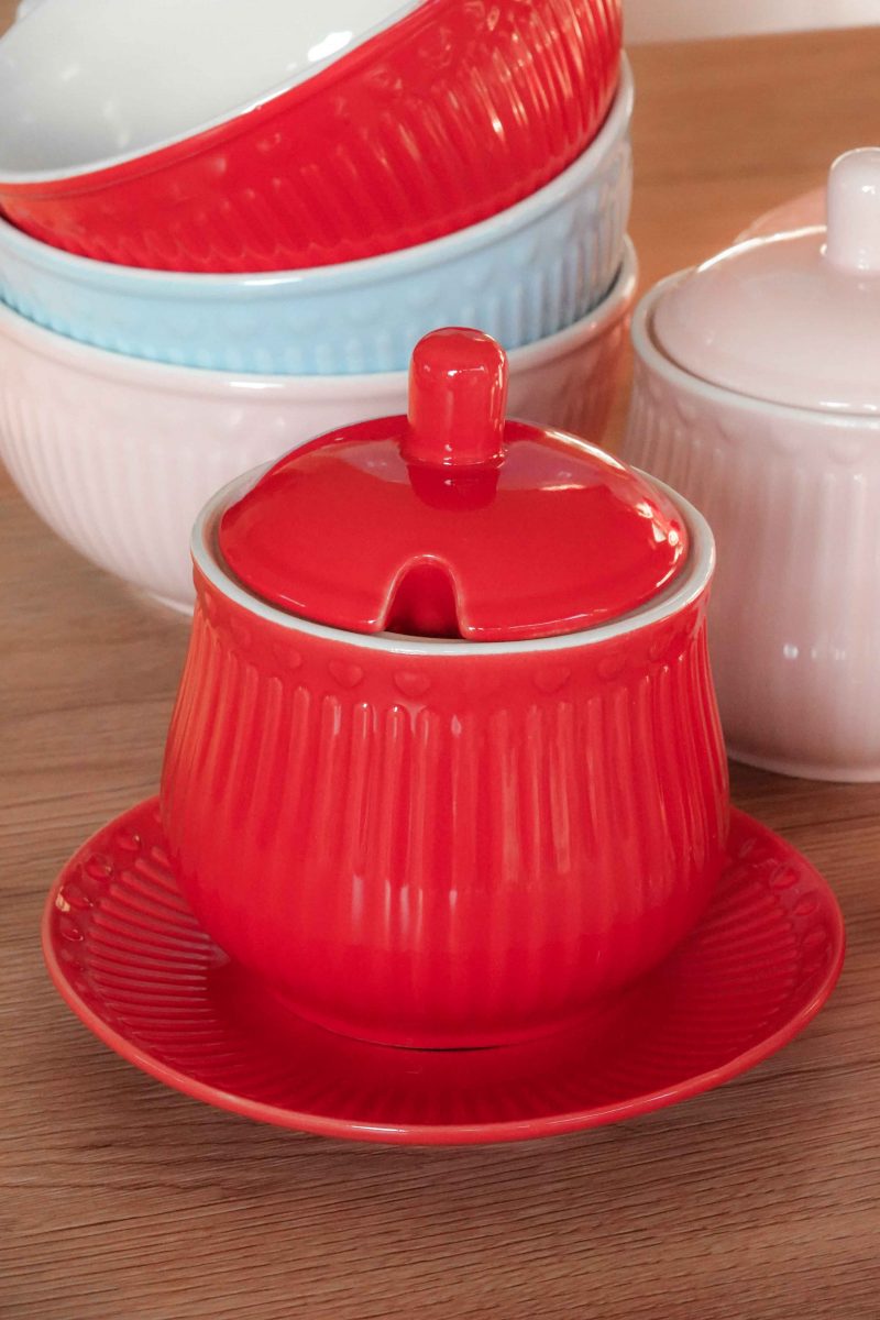 Porcelánová cukřenka pastelově červená