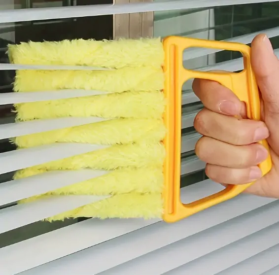 Kartáč prachovka na čištění žaluzií