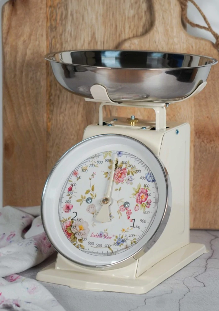 Kuchyňská retro váha English Garden béžová do 3 kg 