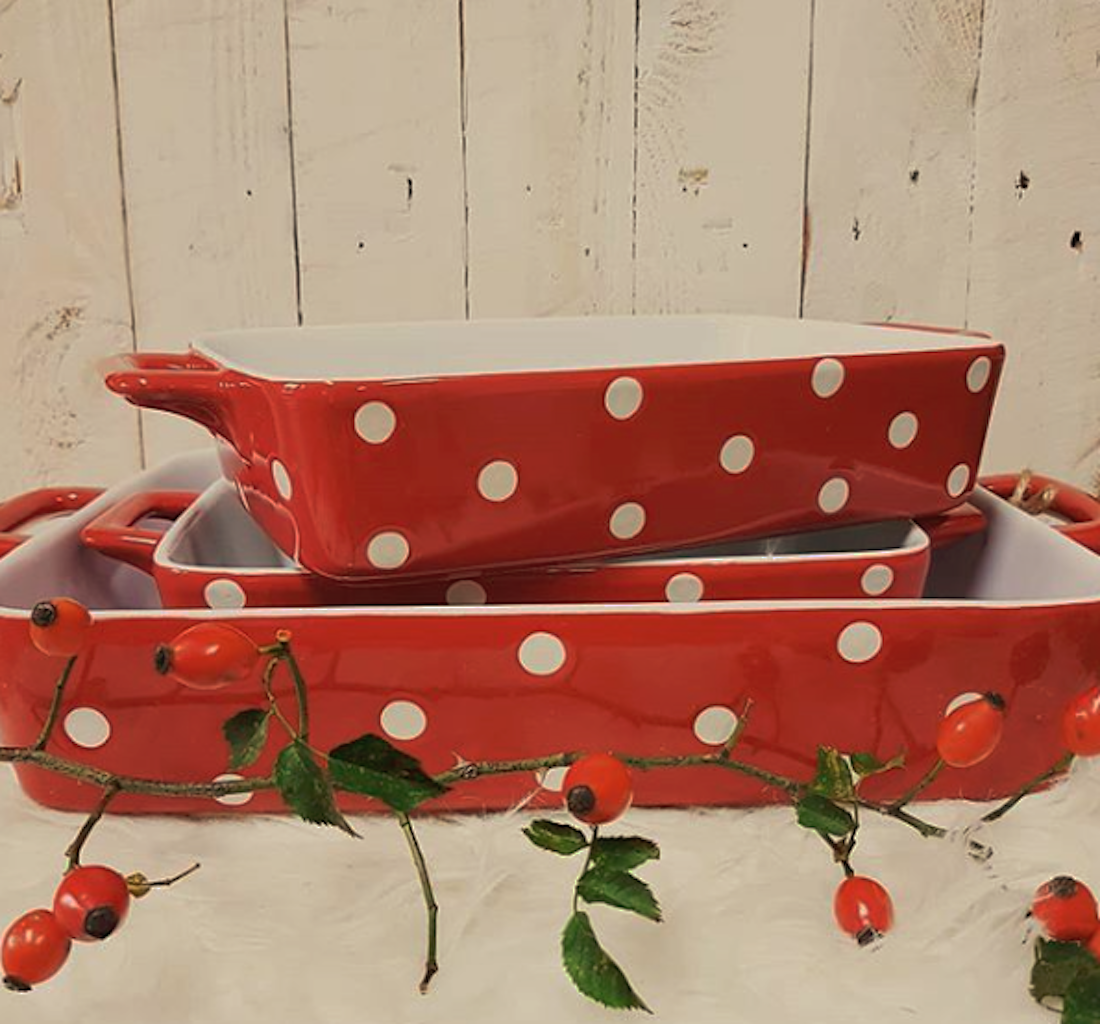 Keramická zapékací mísa červená s puntíky 29 cm 