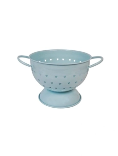 Světle modrý cedník se srdíčky 21 cm 